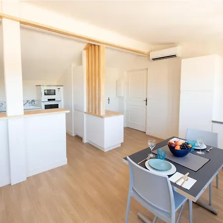 Le Rempart Du Midi מלון דירות