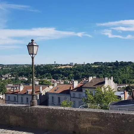 Le Rempart Du Midi Lägenhetshotell Angoulême