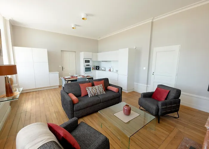 Le Rempart Du Midi Aparthotel Angoulême