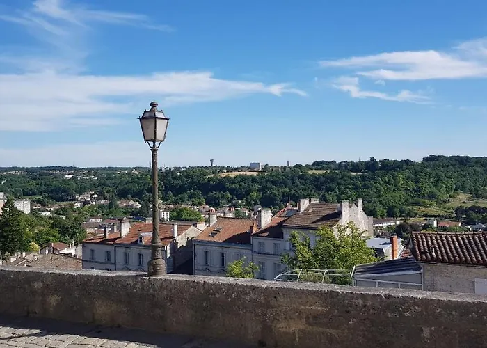 Le Rempart Du Midi Aparthotel Angoulême